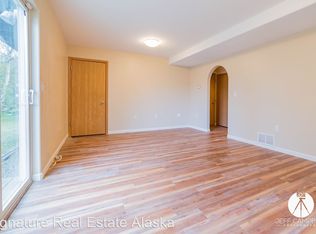 835 W Fern Ave, Palmer, AK 99645