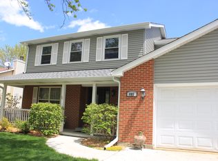 685 Almond Ln, Hoffman Estates, IL 60169