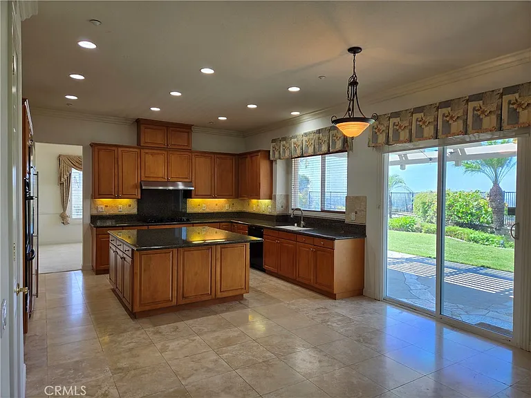 17568 Cloverdale Way — Photo 14