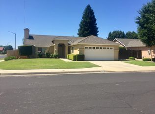 1578 Bedford Ave, Clovis, CA 93611