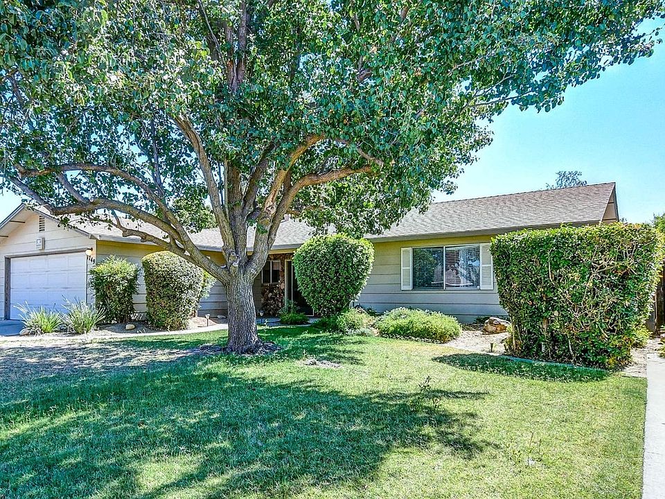 1st image of 1749 El Paseo Dr