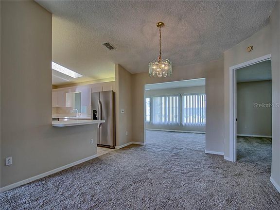 4th image of 17581 SE 95th Cir