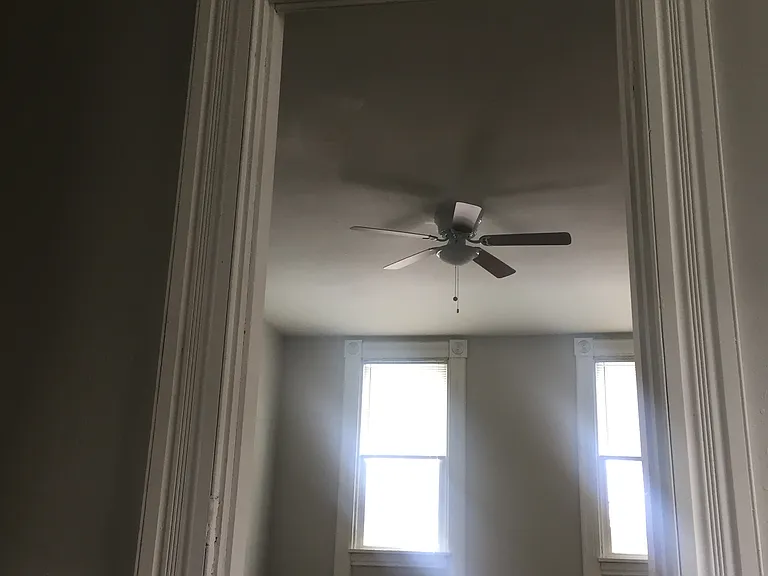 211 Sterling St — Photo 11