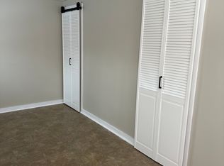 595 Main St #3, Acushnet, MA 02743