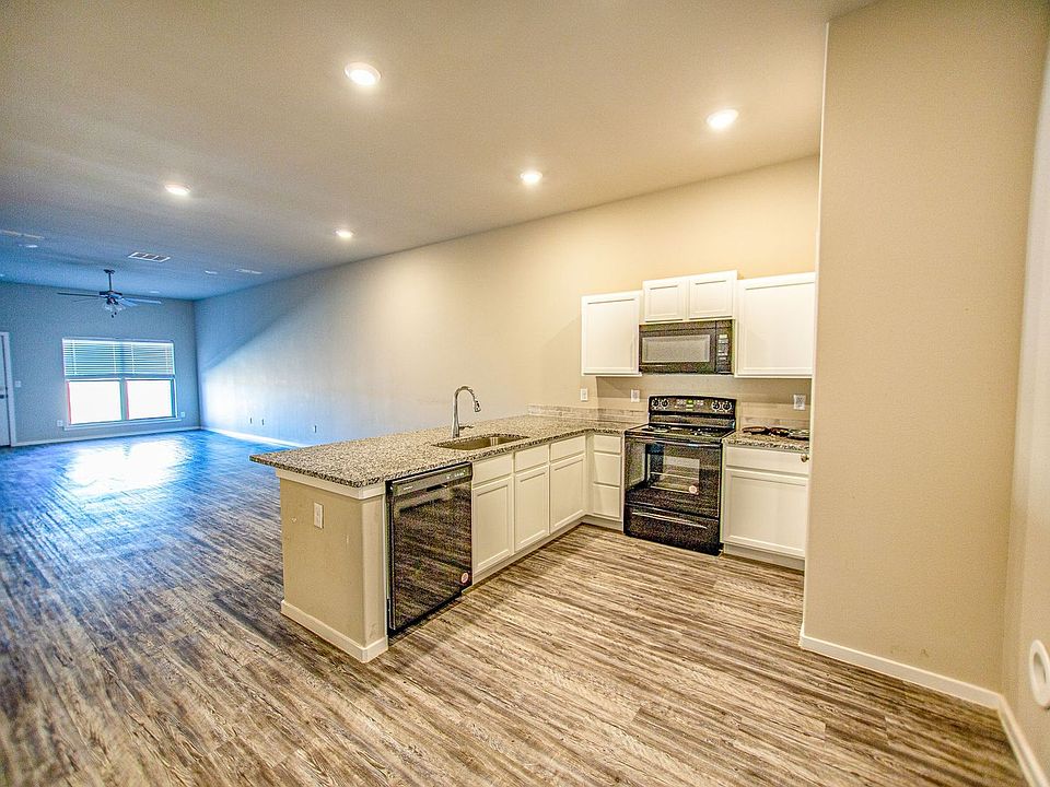 1st image of 2112 Langford Ave #B