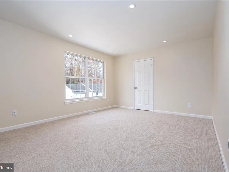 2942 Southaven Dr — Photo 16