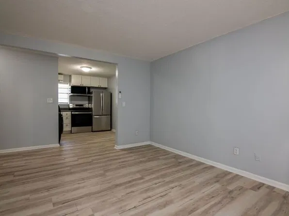 1609 11th Ct N APT E, Birmingham, AL 35204