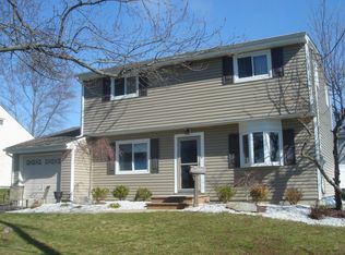 28 Louis St, Old Bridge, NJ 08857