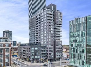 1 Victoria St S #806, Kitchener, ON N2G 0B5