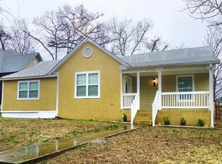 424 W Sears St, Denison, TX 75020