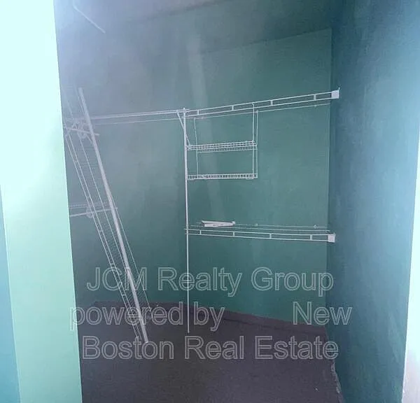 98 Margin St #2L — Photo 8