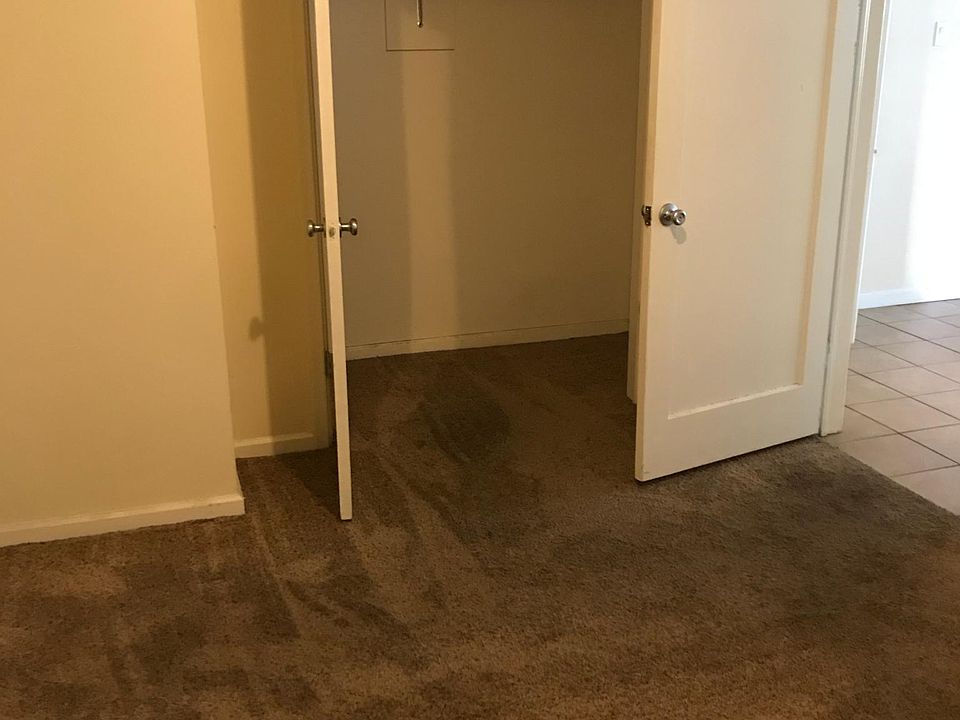 2nd image of 976 E 600 S