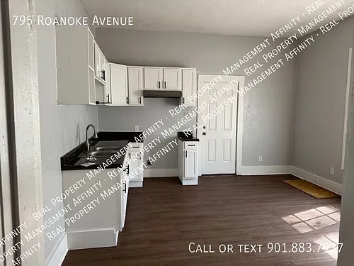 795 Roanoke Ave Photo 1