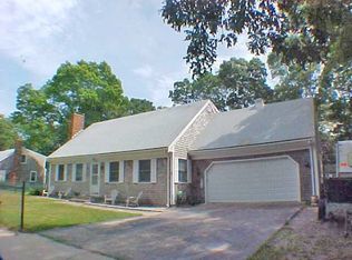 33 Reynolds St, East Falmouth, MA 02536