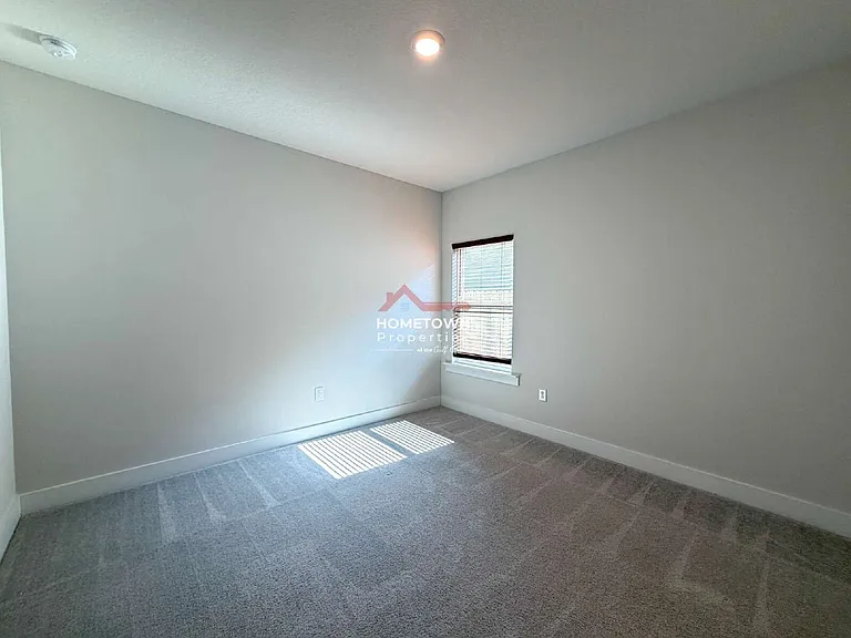 220 Camellia Dr — Photo 27