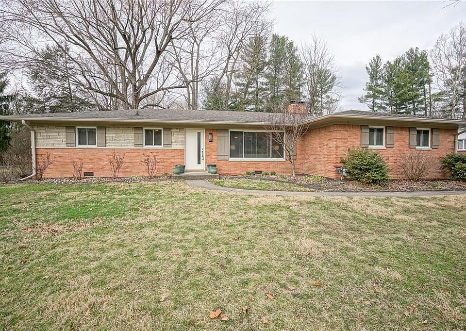 1st image of 8910 Rosewood Ln