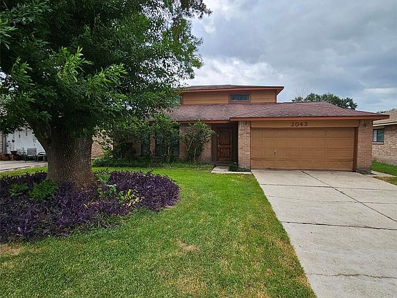 2nd image of 2043 Derby Dr