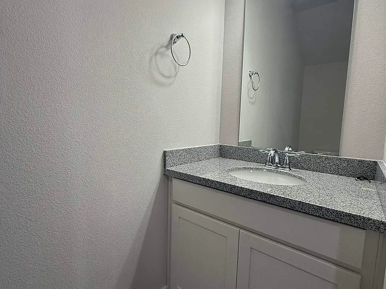 9469 Nature Creek Ln — Photo 4