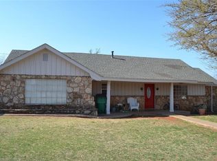 500 E Whitmer St, Sentinel, OK 73664