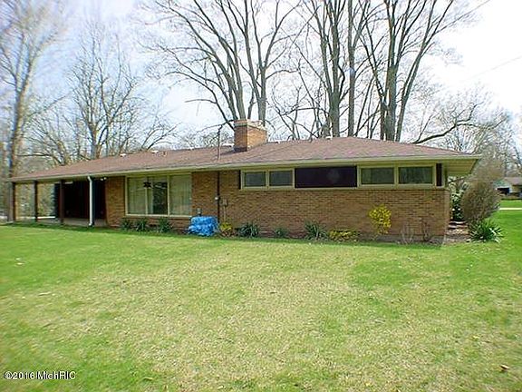 2nd image of 142 Timberwood Ln