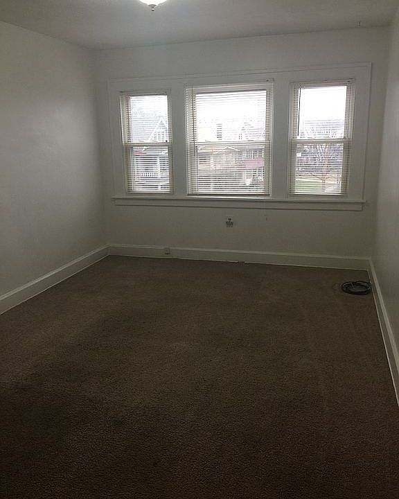 3rd floor bedroom