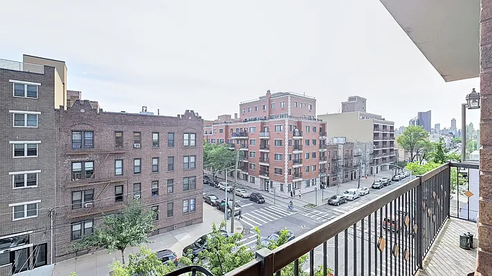 Sold by Corcoran | media 15