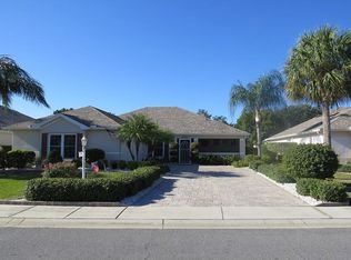 2325 Lyndhurst Dr, Sun City Center, FL 33573