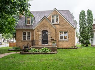 404 E Walnut St, Horicon, WI 53032