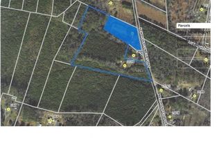 7716 New Point Comfort Hwy, Pt Haywood, VA 23138