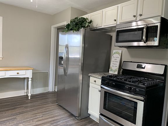 5th image of 2431 Lane Ave