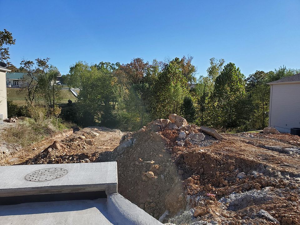 2nd image of 520 Holts Lake Dr