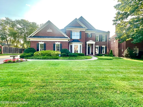 211 Pepperbush Rd, Louisville, KY 40207