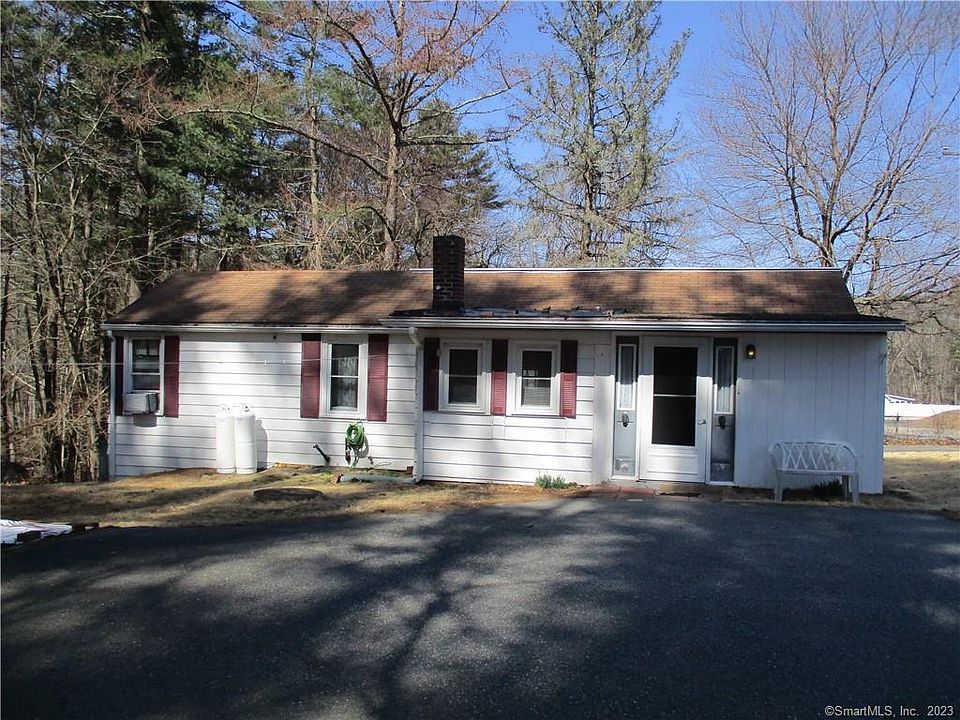 1126 Riverside Dr, North Grosvenordale, CT 06255 Zillow
