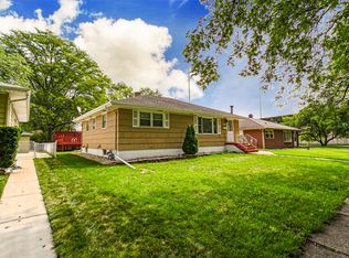 17425 Roy St, Lansing, IL 60438