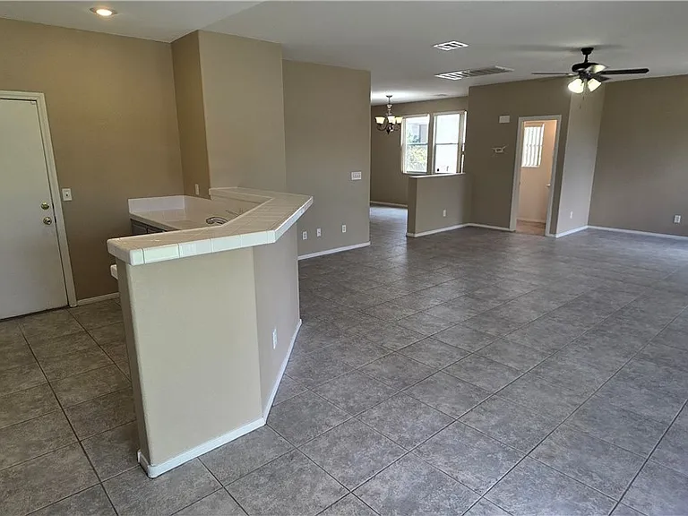 3358 Hillside Garden Dr — Photo 8