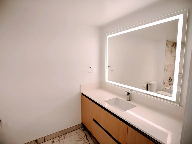 1808 Minor Ave #804 — Photo 10
