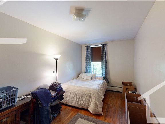 4th image of 287 Beacon St #9