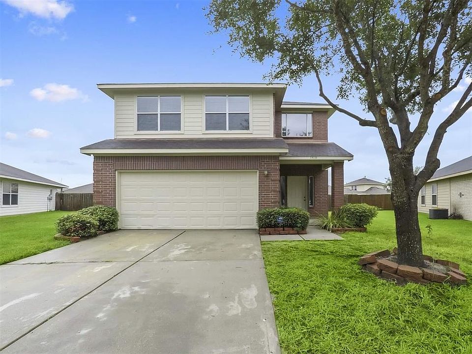 1st image of 19110 Hemington Cir
