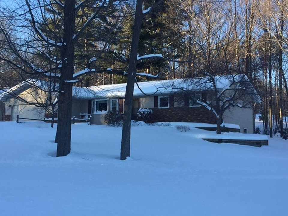 1st image of 1702 Fern Ln