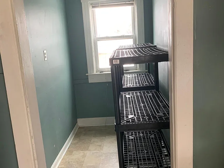 107 Cedar St #3 — Photo 4