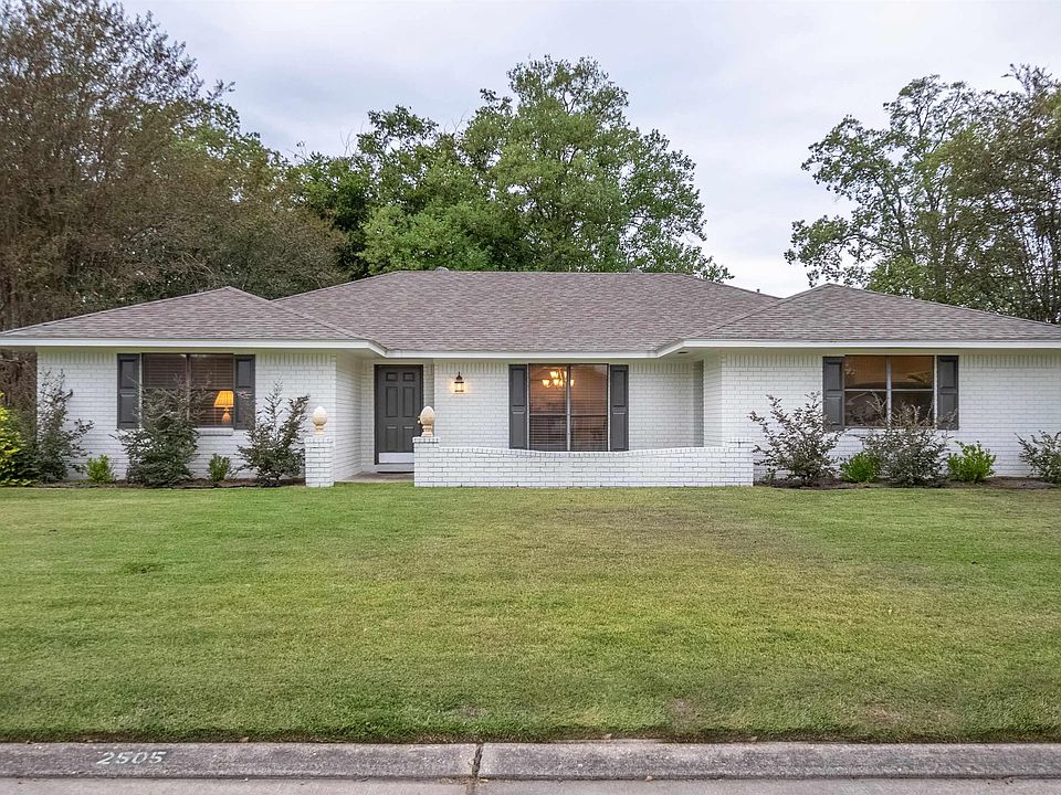 1st image of 2505 Bonita Pl