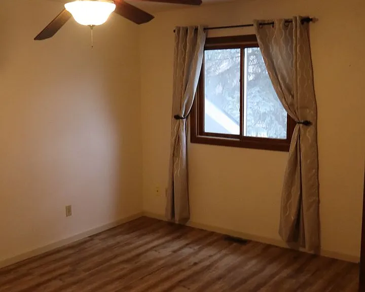 202 Arbour Dr — Photo 18