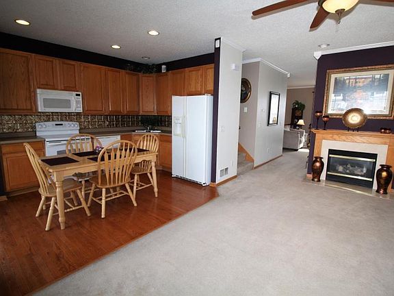 4th image of 13892 Hematite St NW