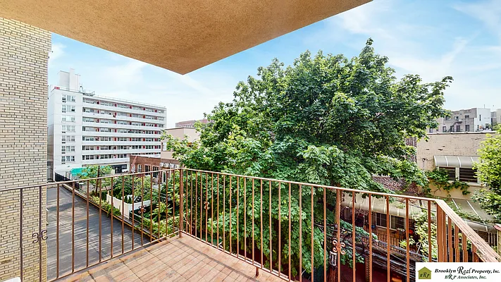 Sold by Brooklyn Real Property Inc | media 31