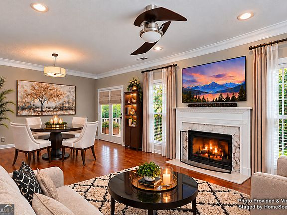 5th image of 2031 Pinnacle Pointe Dr