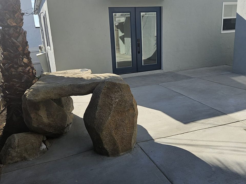 court yard