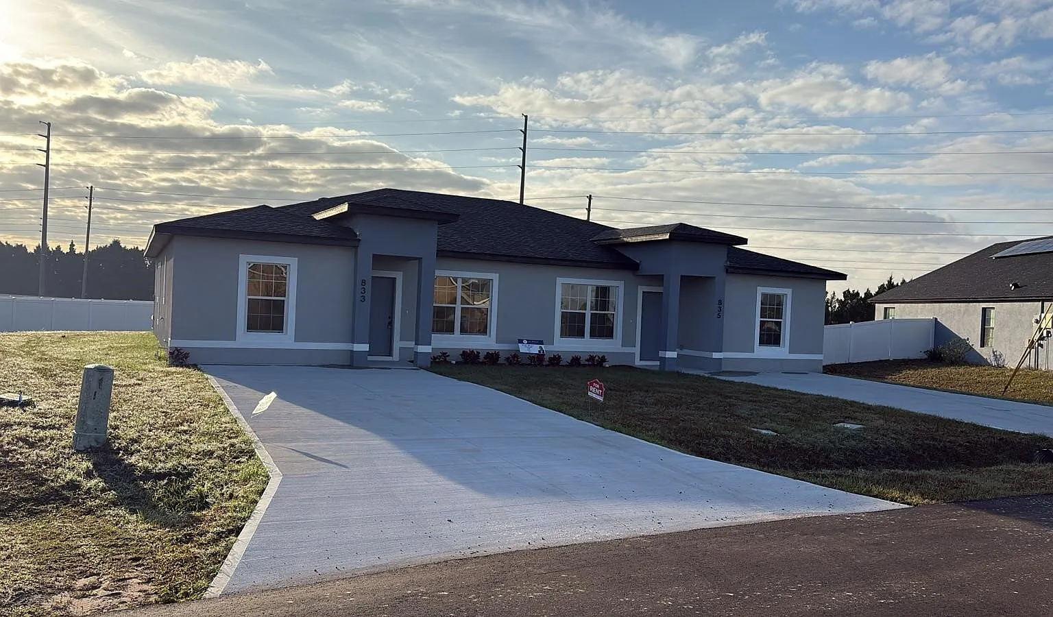 3 bed, 2.0 bath, 1416 sqft, $1,950 — Photo 1