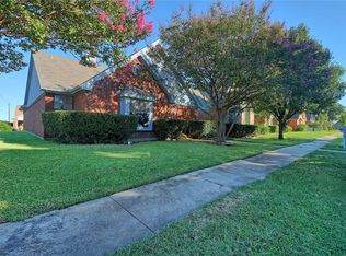 500 Lookout Mountain Trl, Mesquite, TX 75149