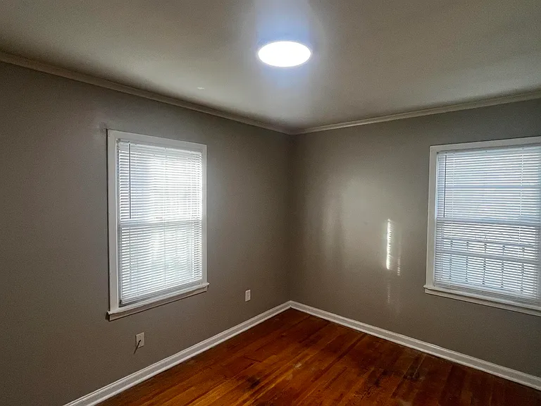 4667 Violet Ave — Photo 12