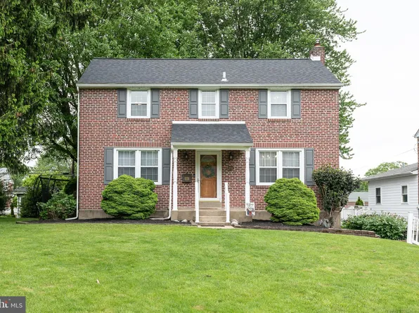 248 Colonial Park Dr, Springfield, PA 19064